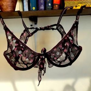 Like new! Purple, floral, sheer bra with easy front closure and flexible back.